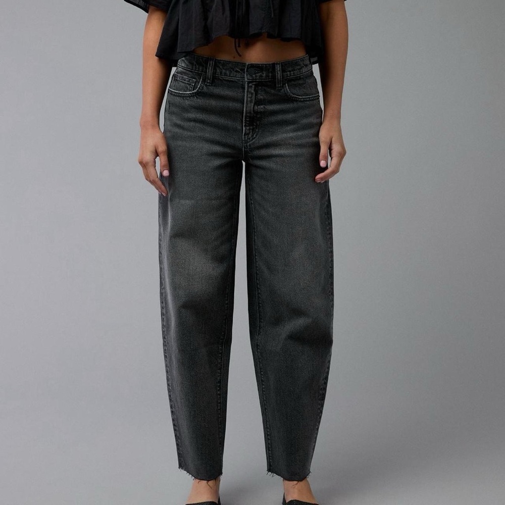 American Eagle Outfitters Black Barrel Jeans